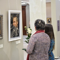 Выставка Никаса Сафронова