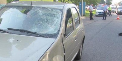 В Белгороде "Рено" сбил двух пешеходов: один человек погиб