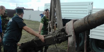 Белгородец раскопал во дворе немецкую зенитку