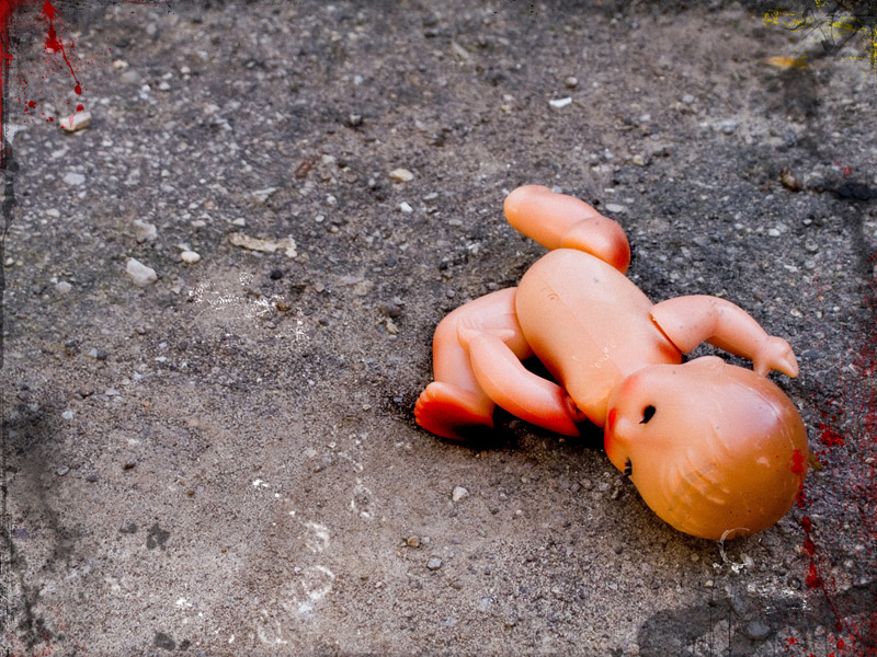 В Белгороде около мусорного бака нашли тело младенца