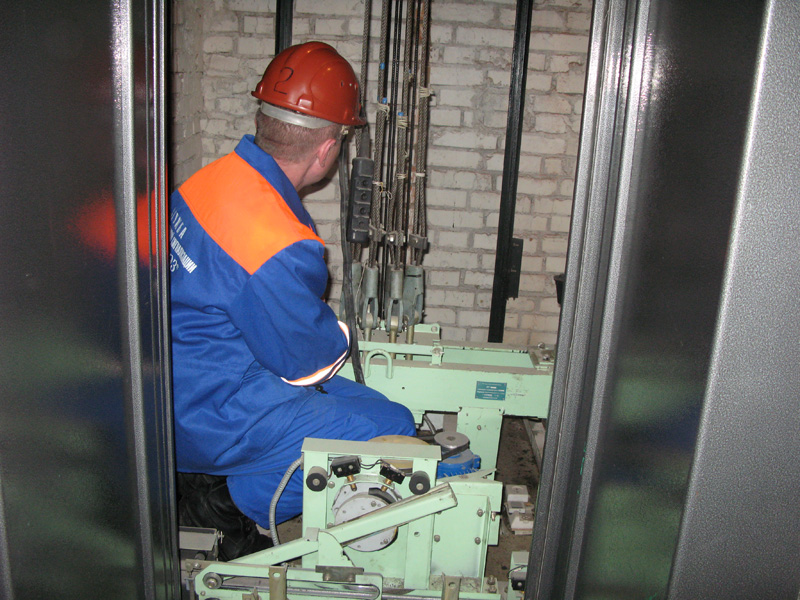 В Белгородской области заменили 99 лифтов