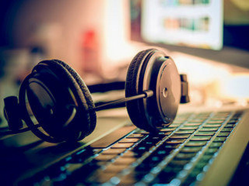 В чем заключается популярность прослушивания музыки в онлайн?