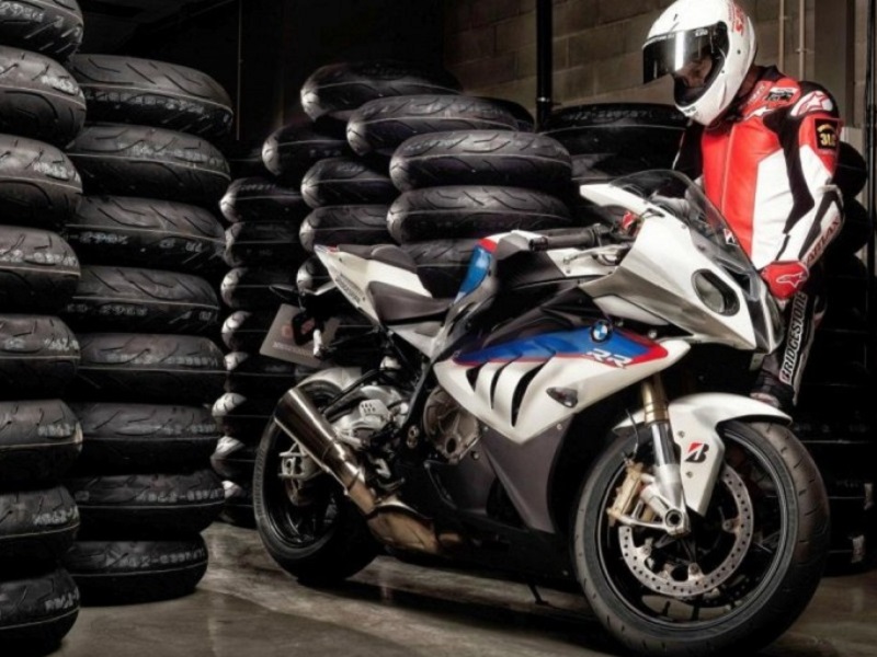 Как выбрать качественные шины для спортивного мотоцикла?