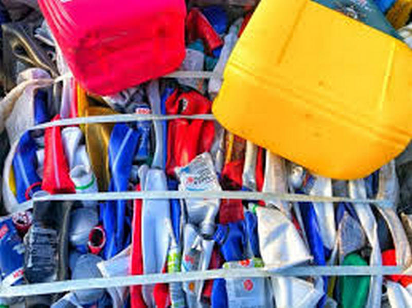 Справочник Vtorka.ru с пунктами приема пластика: зачем нужен вывоз пластмассы?