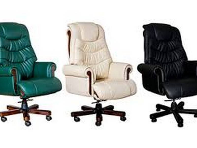 Как выбрать крутое кресло для руководителя в офисе?