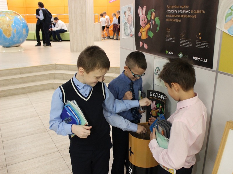 В школах Белгорода собирают отработанные батарейки