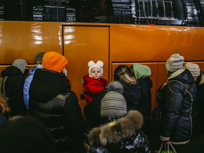 Из Белгородской области в регионы отправили 1000 беженцев