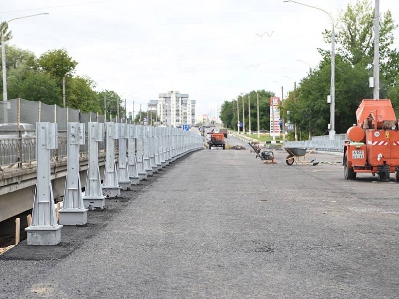 В Белгороде завершают ремонт моста через Северский Донец