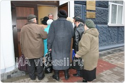 В первый день общественная приемная весь световой день