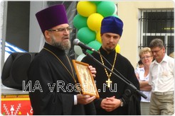 К гостям праздника обратились представители Воронежско-Борисоглебской епархии