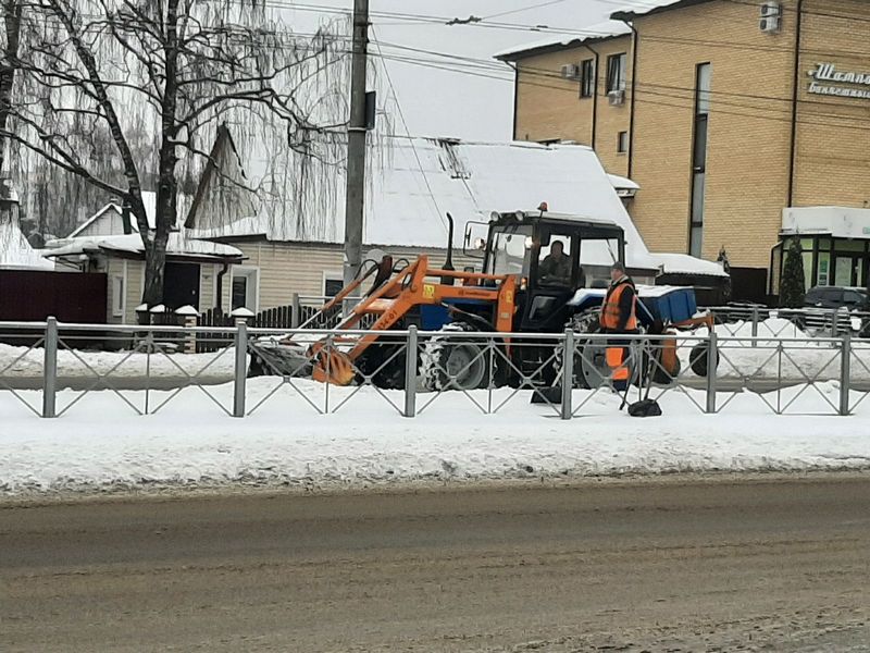 В Белгороде заготовили тысячи тонн антигололедной смеси