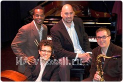 Квартет Райана Коэна выступает в известнейших джазовых клубах США и Канады