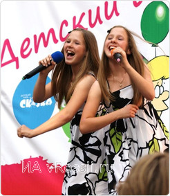 Помимо известных всем композиций: 