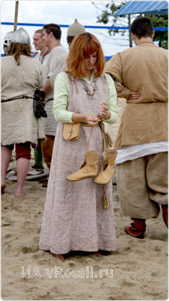 Мирно прогуливающиеся вдоль набережной викинги…