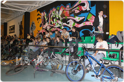 Фестиваль экстримальных видов спорта собрал много сочувствующих зрителей. 