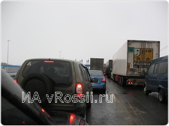 На платном участке трассы 