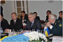 От руководства Белгородской области в мероприятии приняли участие заместитель губернатора Белгородской области — секретарь Совета безопасности Сергей Литвинов и первый заместитель Председателя Белгородской областной Думы Александр Скляров