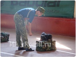 В сумках была еда, бытовая химия, словом, все, что может везти обычный человек, и только в двух сумках было вещество с запахом взрывчатки