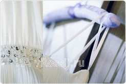 <em>...ни белого платья</em>
